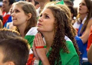 �׹��˿˲�Ʒ��Ƶ������������ƭ��Ů������������Ա����������...